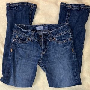 Aeropostale skinny flare jeans. Size 3/4 short.